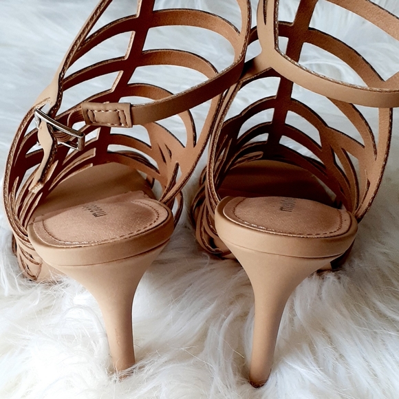 Madden Girl Heeled Sandals - Picture 3 of 9